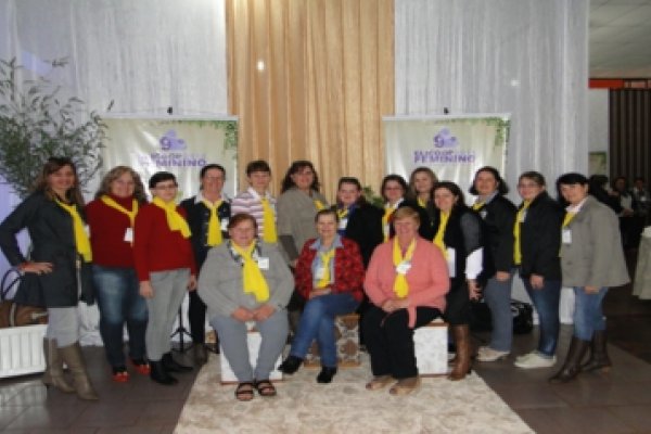 L&iacute;deres dos Comit&ecirc;s Femininos da Copagril participam do Elicoop, em Medianeira