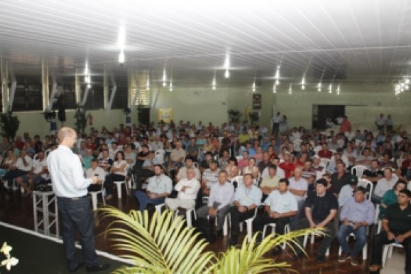  Semin&aacute;rio Anual de Produtores de Aves da Copagril