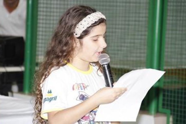 Professores e alunos do Cooperjovem recebem premia&ccedil;&atilde;o da Copagril 