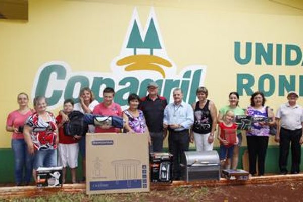 Copagril entrega pr&ecirc;mios aos sorteados no Dia de Campo