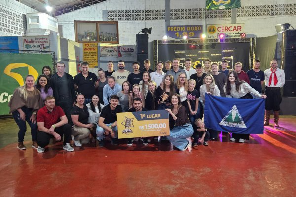 Comit&ecirc; For&ccedil;a Jovem conquista o primeiro lugar na Noite de Talentos da ACJC