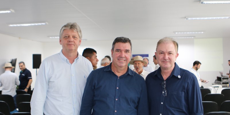Copagril participa de reuni&atilde;o com l&iacute;deres cooperativistas e governadores no Show Rural