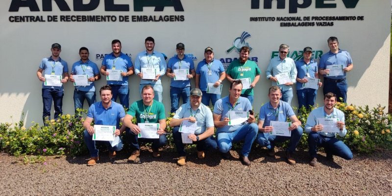 Equipe t&eacute;cnica da Copagril &eacute; certificada pela Ardefa