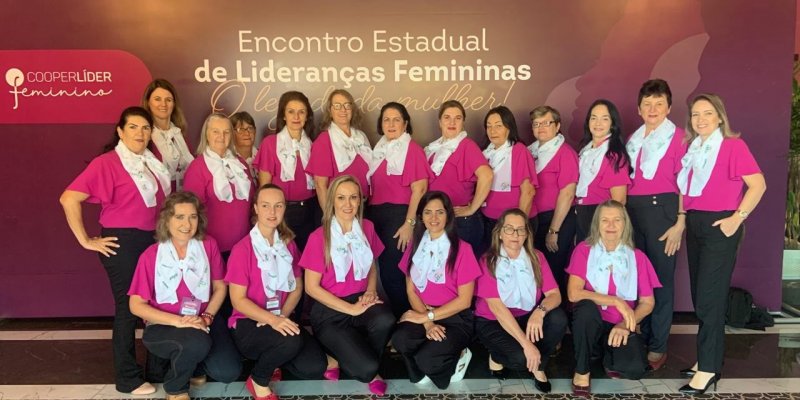 Encontro Estadual de Lideran&ccedil;as Cooperativistas re&uacute;ne comit&ecirc;s femininos em Campo Mour&atilde;o - PR