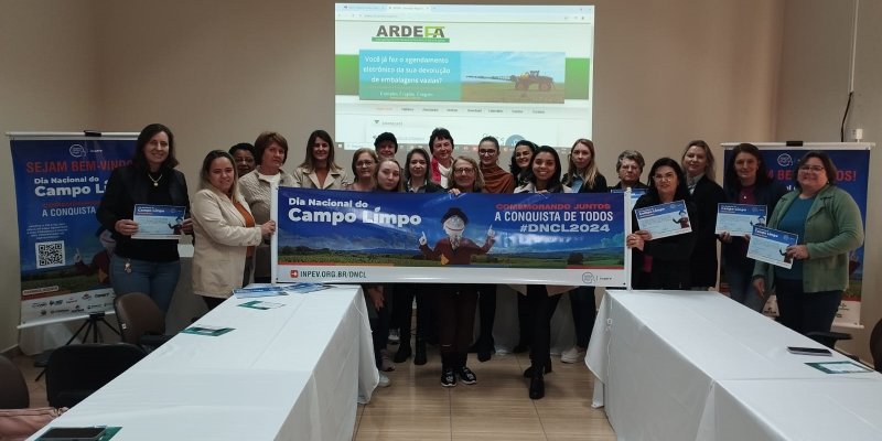 Copagril celebra o Dia Nacional do Campo Limpo com visita&ccedil;&atilde;o na ARDEFA