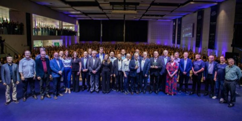 Cooperativas do Paran&aacute; superam meta de R$ 200 bilh&otilde;es de faturamento