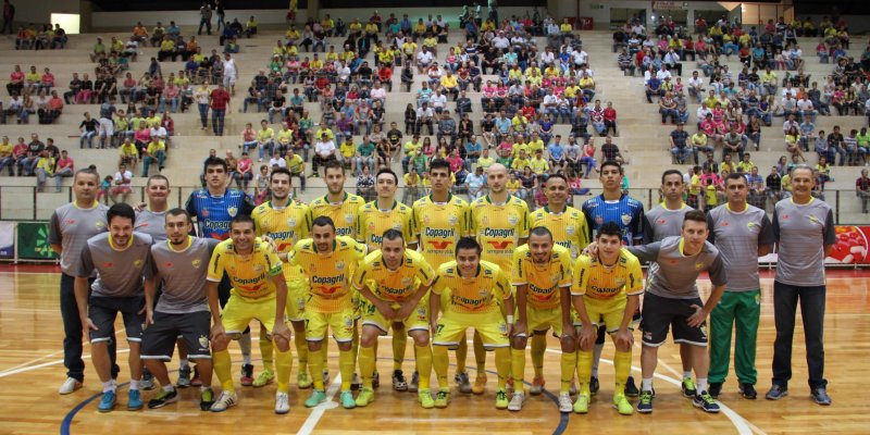 Ap&oacute;s desclassifica&ccedil;&atilde;o no Paranaense, Copagril Futsal foca os JAPs
