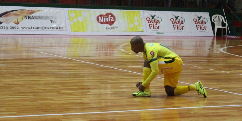 Torcedores poder&atilde;o trocar garrafas pet por ingresso para o jogo entre Copagril e ACF