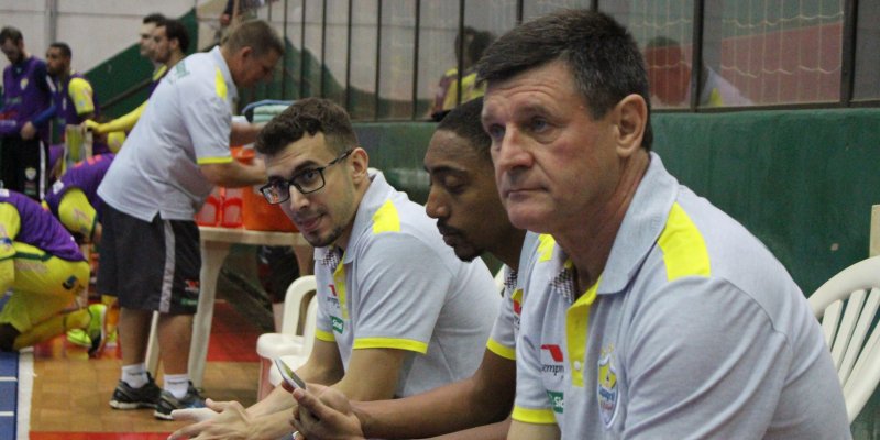 Com t&eacute;cnico suspenso, Copagril Futsal volta a jogar diante de sua torcida hoje