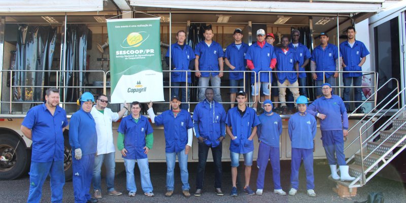 Copagril oferece curso de Soldador Industrial para funcion&aacute;rios