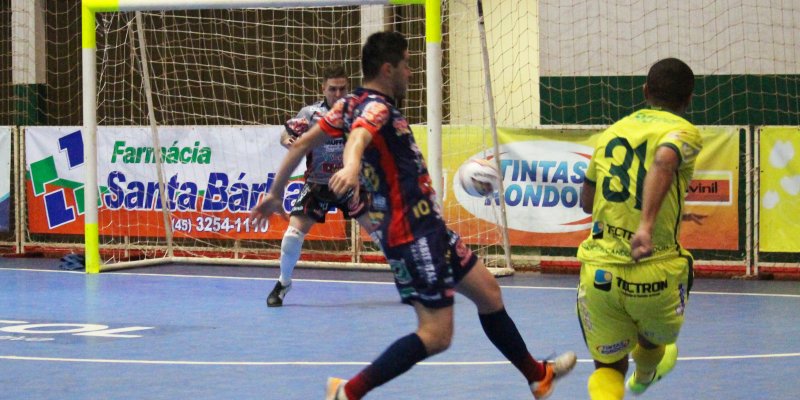 Copagril Futsal enfrenta hoje o Cascavel pelas quartas de final dos Jogos abertos