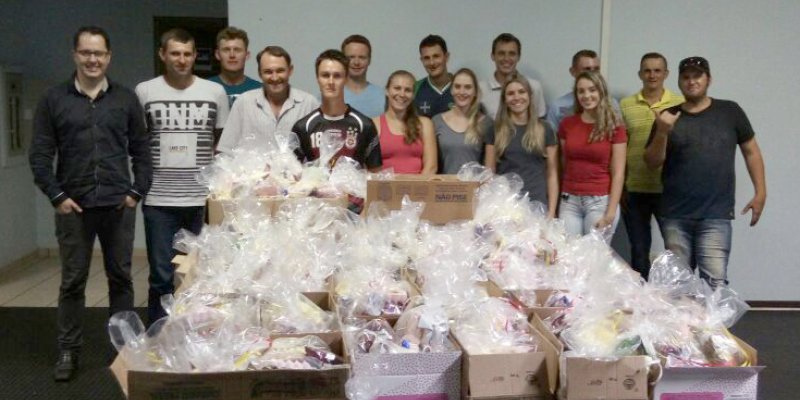 Comit&ecirc;s de jovens distribuir&atilde;o donativos do projeto Natal Solid&aacute;rio da ACJC