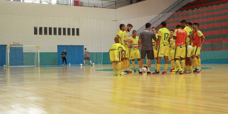 Copagril Futsal realiza primeiro treino do ano no Ney Braga