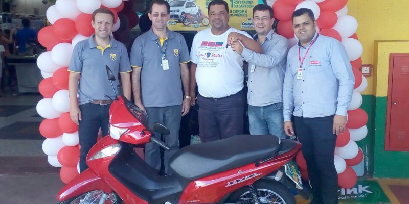 Cliente dos Supermercados Copagril ganha moto zero quil&ocirc;metro em sorteio