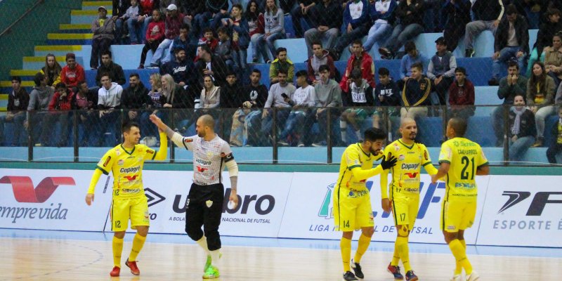 Valendo a lideran&ccedil;a da S&eacute;rie Ouro, Copagril Futsal enfrenta o Campo Mour&atilde;o amanh&atilde;