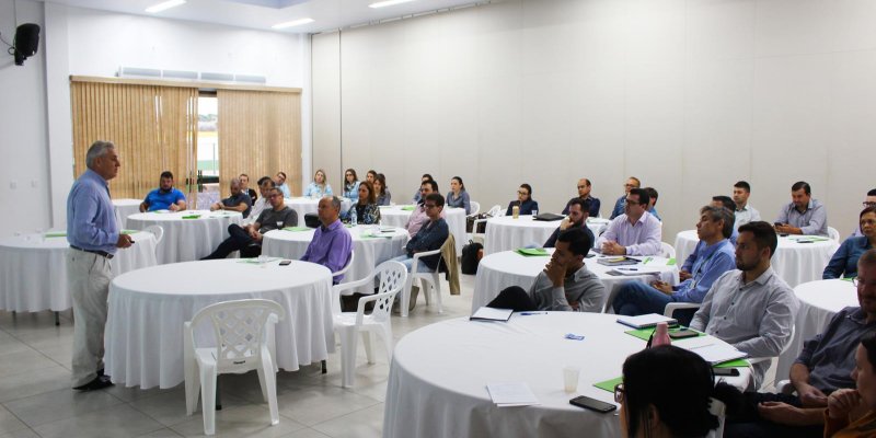 Copagril e Ocepar realizam treinamento em cr&eacute;dito rural