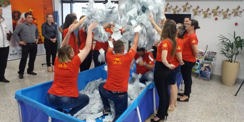 Copagril tem 22 clientes premiados no segundo sorteio da campanha Natal Premiado da Acimacar