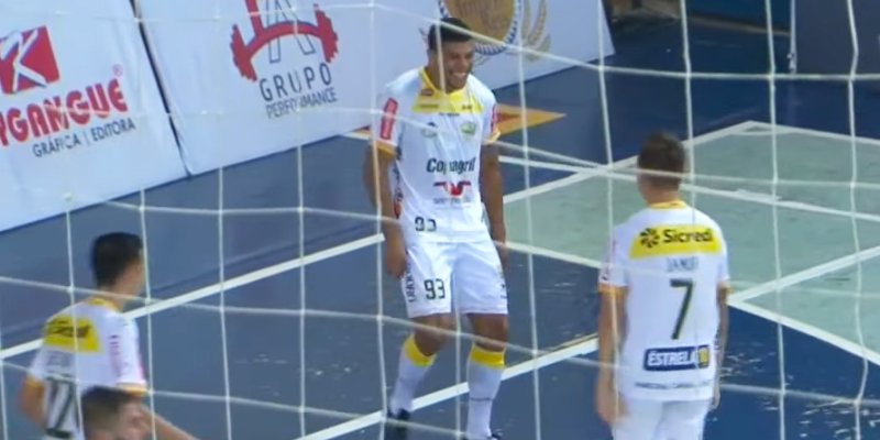 AACC Copagril vence de virada fora de casa e reassume lideran&ccedil;a do Paranaense
