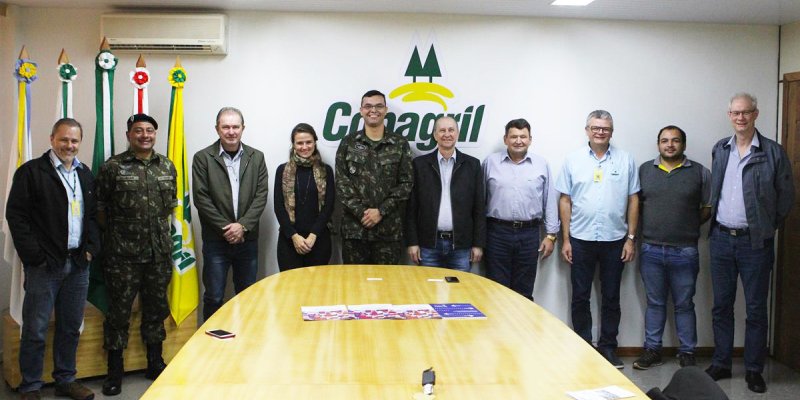 Copagril recebe visita do Ex&eacute;rcito Brasileiro para tratar sobre interioriza&ccedil;&atilde;o de venezuelanos