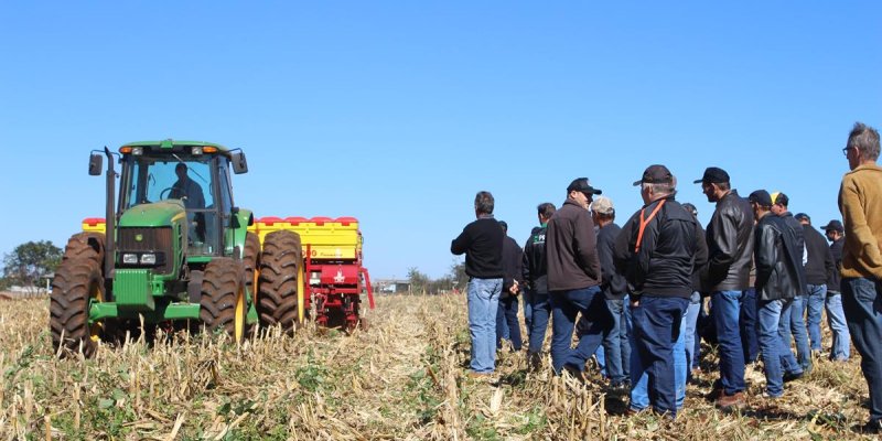 Copagril realiza encontro t&eacute;cnico com agricultores