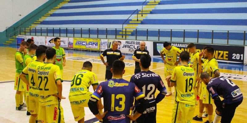Fernando Malafaia destaca que AACC Copagril est&aacute; confiante para duelo diante do Sorocaba