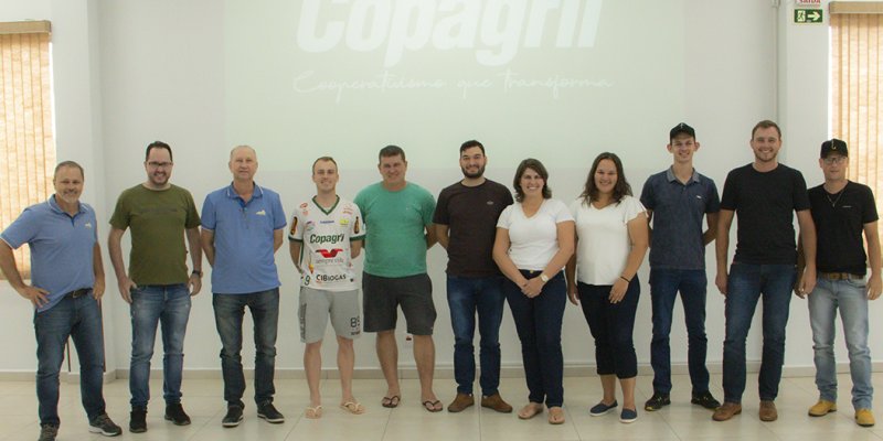 Diretoria da ACJC participa de encontro com diretor-presidente da Copagril