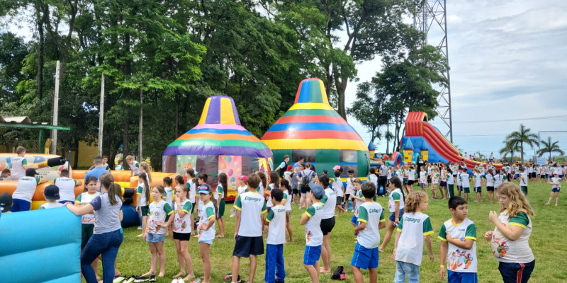 Mais de 700 crian&ccedil;as participaram do encerramento do Cooperjovem.