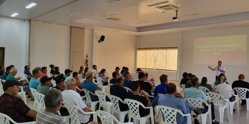 Seguro Avicultura: as vantagens do seguro para intercooperados Copagril e Lar 