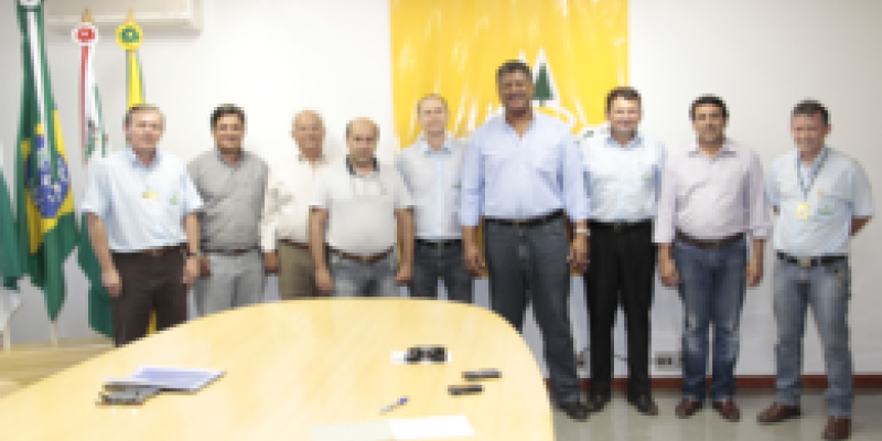 Assist&ecirc;ncia &agrave; bovinocultura de leite da Copagril no Paran&aacute; &eacute; exemplo para outros estados