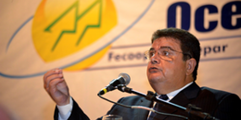 Cooperativismo busca pr&ecirc;mio Nobel da Paz                              