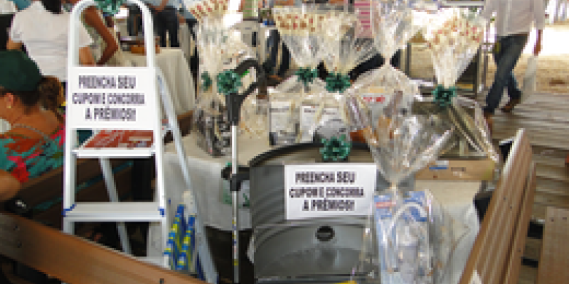 Visitantes do Dia de Campo concorrem a pr&ecirc;mios                              