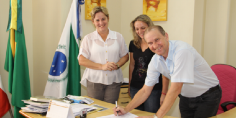 Prefeitura de Mercedes  mant&eacute;m parceria com a Copagril para a realiza&ccedil;&atilde;o do Programa Cooperjovem    