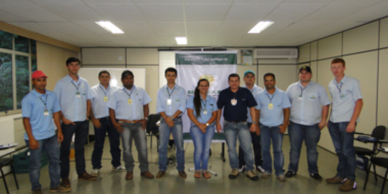 Funcion&aacute;rios participam de curso sobre dire&ccedil;&atilde;o segura e econ&ocirc;mica                            