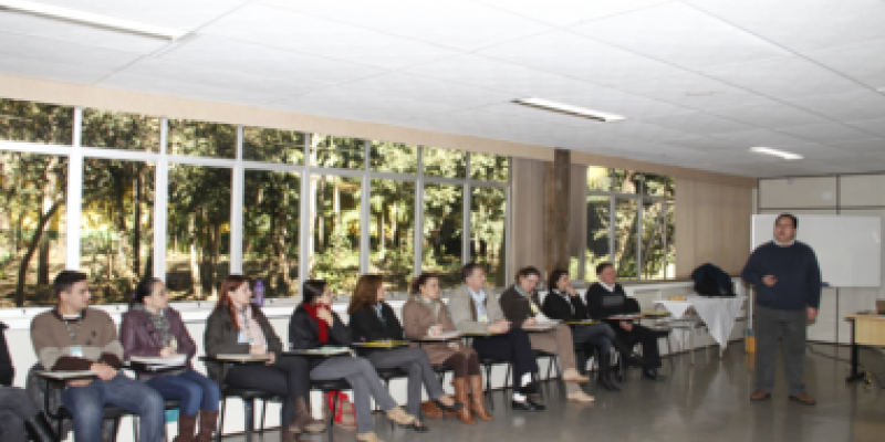 Funcion&aacute;rios recebem treinamento de recall de alimentos