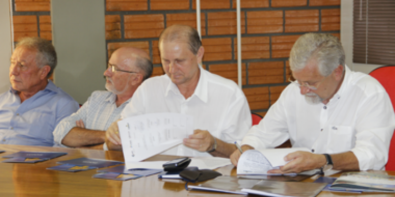 Copagril firma parceria com Itaipu para utiliza&ccedil;&atilde;o de biog&aacute;s do Condom&iacute;nio Ajuricaba
