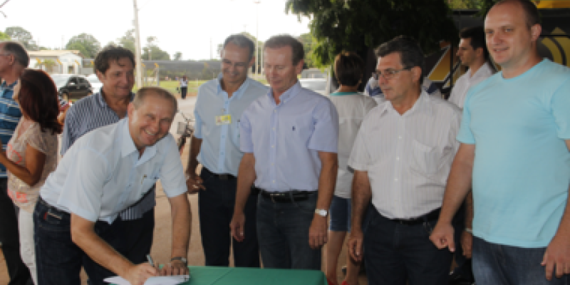 Rua em frente a Copagril receber&aacute; melhorias