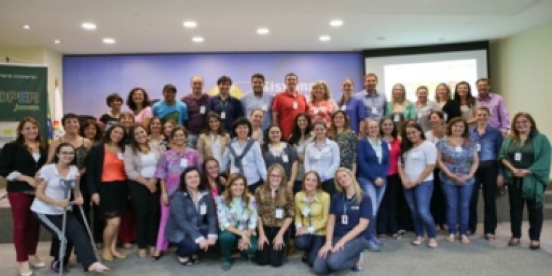 Capacita&ccedil;&atilde;o apresenta nova metodologia do Cooperjovem