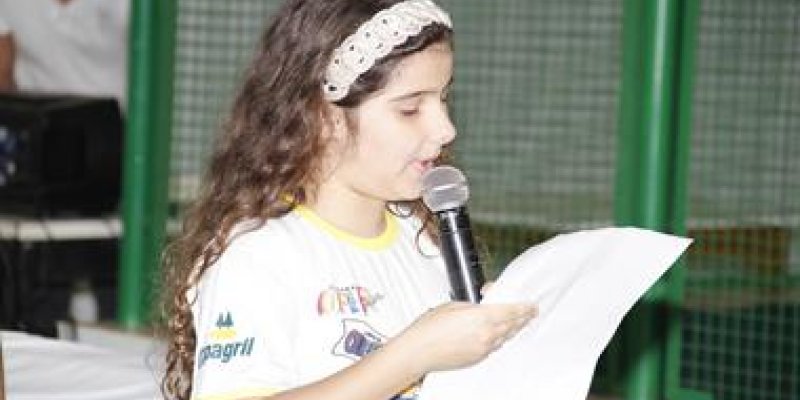 Professores e alunos do Cooperjovem recebem premia&ccedil;&atilde;o da Copagril 