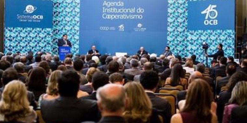 Agenda Institucional do Cooperativismo &Atilde;&copy; lan&Atilde;&sect;ada em Bras&Atilde;&shy;lia