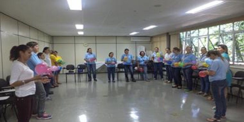 Funcion&aacute;rias recebem treinamento de 5S e BPF