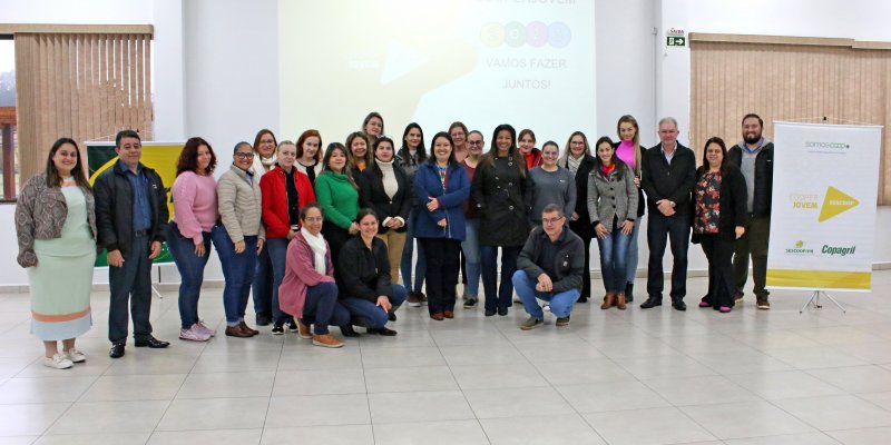 Iniciado programa de capacita&ccedil;&atilde;o de professores que atuar&atilde;o no Cooperjovem 2023