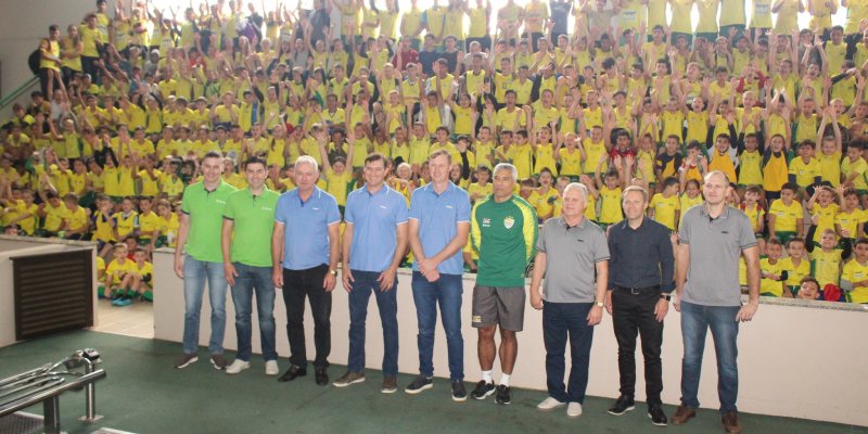 Evento de encerramento das escolinhas da AACC re&uacute;ne centenas de crian&ccedil;as