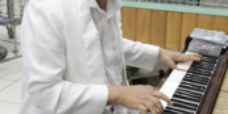 UM TOQUE DE ARTE DURANTE AS COMPRAS